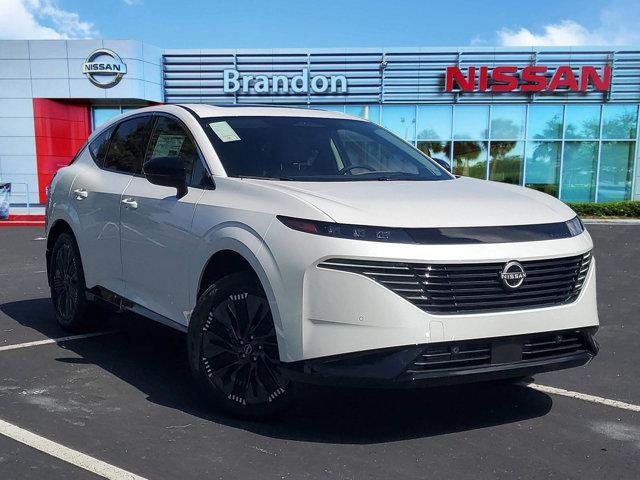 Photo of 2025 Everest White P Nissan Murano