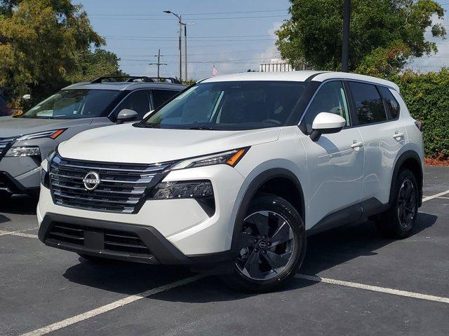 Photo of 2025 Everest White P Nissan Rogue