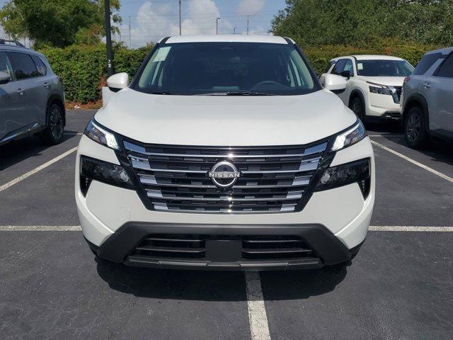 Photo of 2025 Everest White P Nissan Rogue