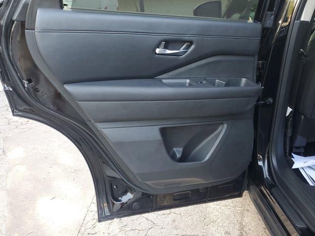 Photo of 2024 Black Nissan Pathfinder