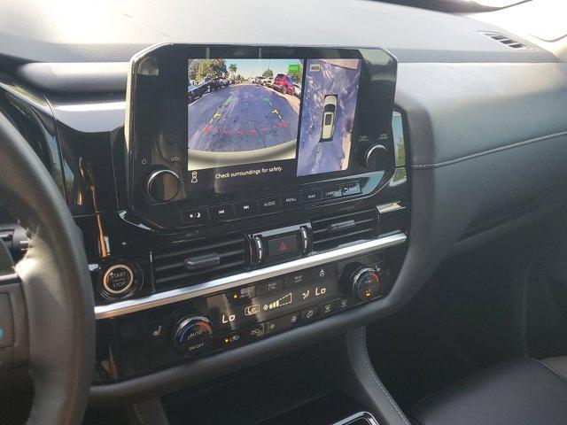 Photo of 2024 Black Nissan Pathfinder