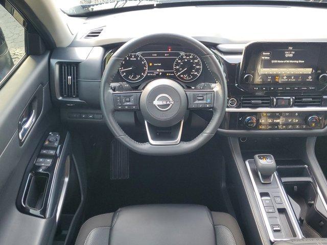 Photo of 2024 Black Nissan Pathfinder