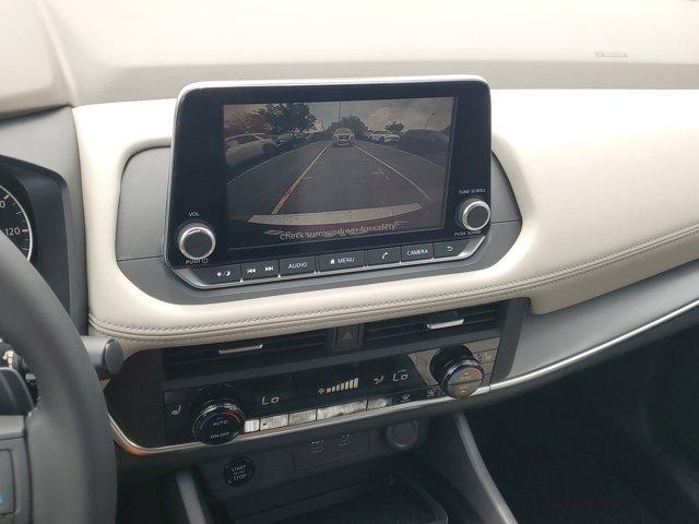 Photo of 2025 Scarlet Ember Nissan Rogue
