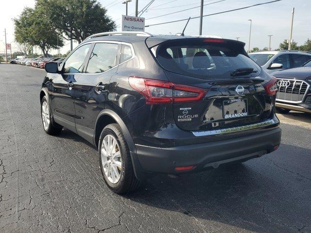 Photo of 2021 Magnetic Black Nissan Rogue Sport