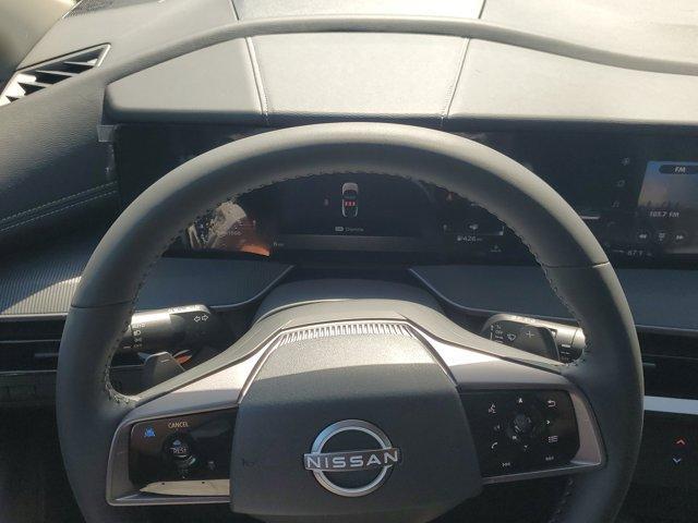 Photo of 2025 Everest White P Nissan Murano