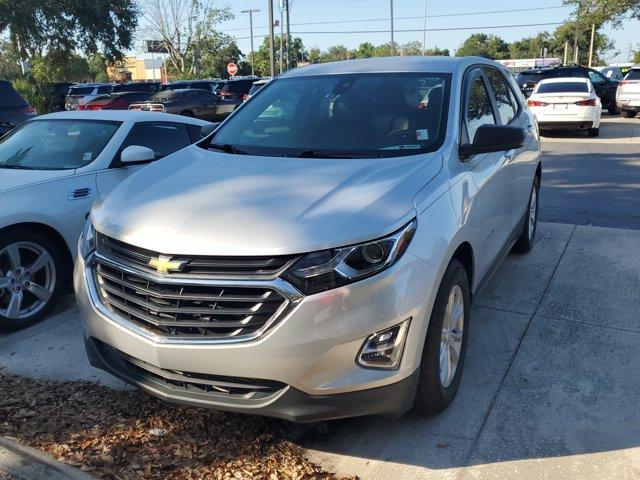 Photo of 2021 Silver Ice Metallic Chevrolet Equinox
