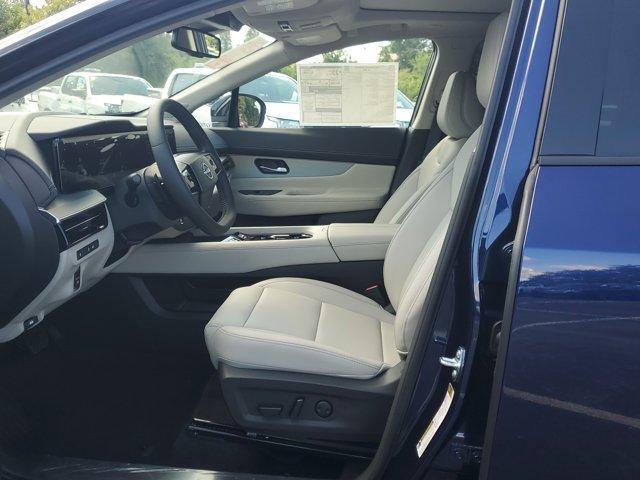 Photo of 2025 2t Blu Blk Roof Nissan Murano