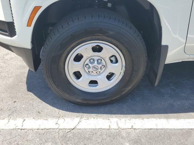Photo of 2025 Glacier White Nissan Frontier