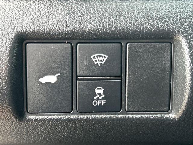 Photo of 2023 Gray Honda Pilot