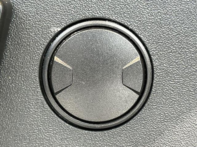 Photo of 2022 Iconic Silver Metallic Ford F-150