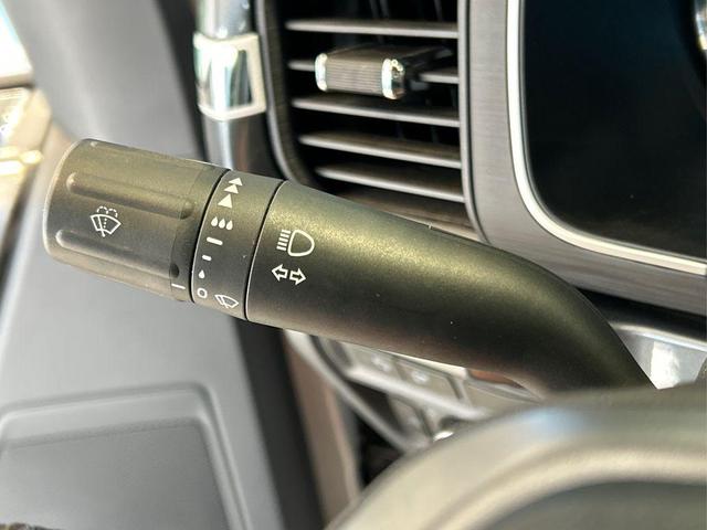 Photo of 2022 Iconic Silver Metallic Ford F-150