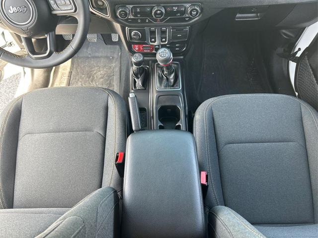 Photo of 2024 Bright White Clearcoat Jeep Wrangler
