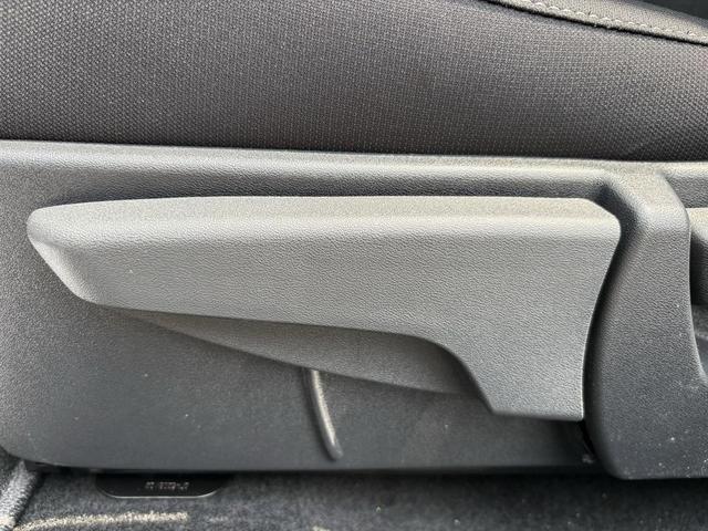 Photo of 2025 Super Black Nissan Sentra