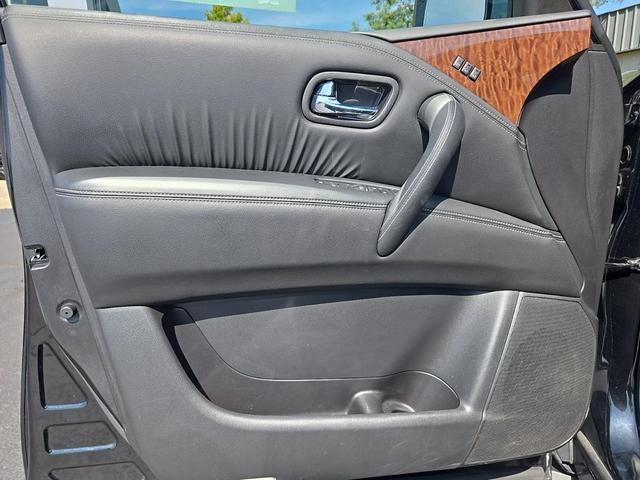 Photo of 2019 Super Black Nissan Armada