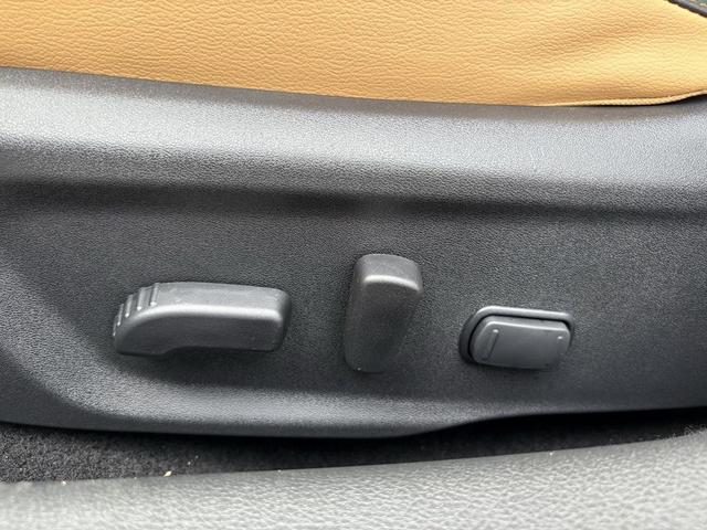 Photo of 2025 Super Black Nissan Sentra