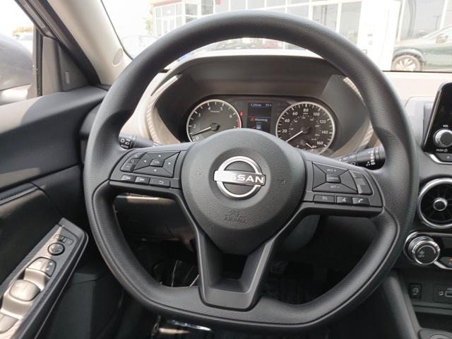 Photo of 2025 Gun Metallic Nissan Sentra