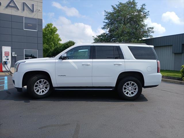 Photo of 2020 Summit White GMC Yukon