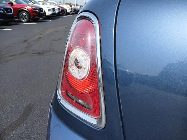 Photo of 2009 Horizon Blue Metallic MINI Cooper S