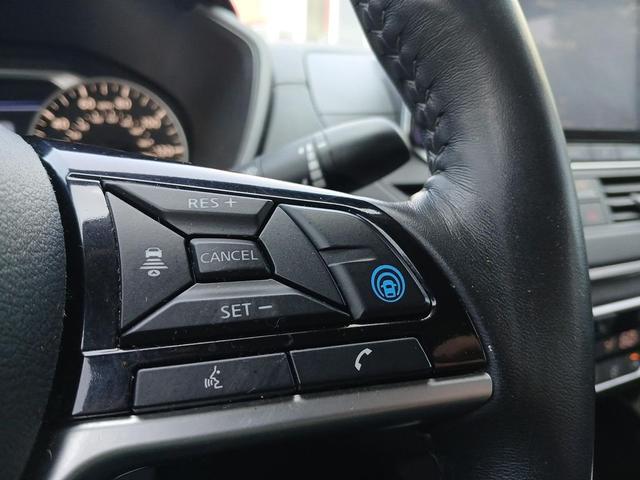 Photo of 2020 Brilliant Silver Metallic Nissan Altima