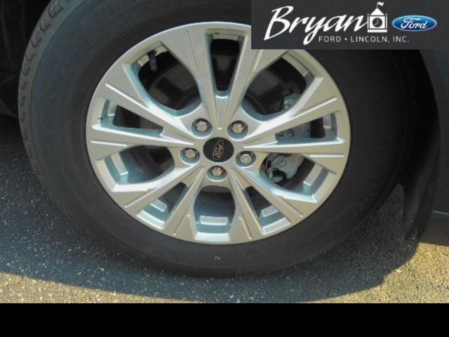 Photo of 2023 Vapor Blue Metallic Ford Escape