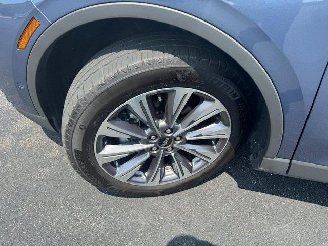 Photo of 2022 Ocean Drive Blue Metallic Tinted Clearciat Lincoln Corsair