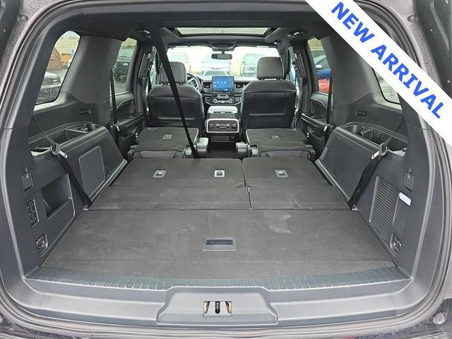 Photo of 2024 Black Metallic Ford Expedition