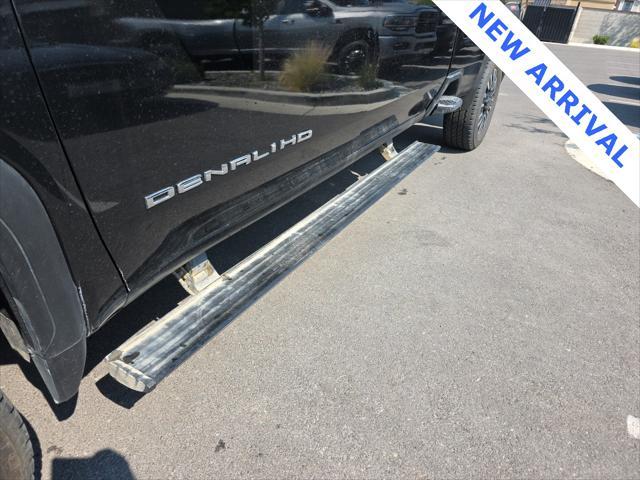 Photo of 2022 Ebony Twilight Metallic GMC Sierra 3500