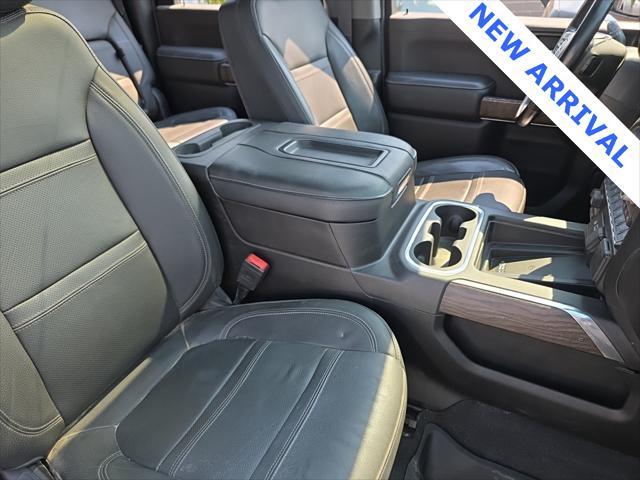 Photo of 2022 Ebony Twilight Metallic GMC Sierra 3500