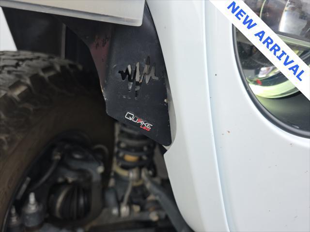 Photo of 2023 Earl Clearcoat Jeep Wrangler