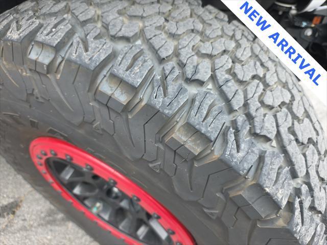 Photo of 2023 Earl Clearcoat Jeep Wrangler