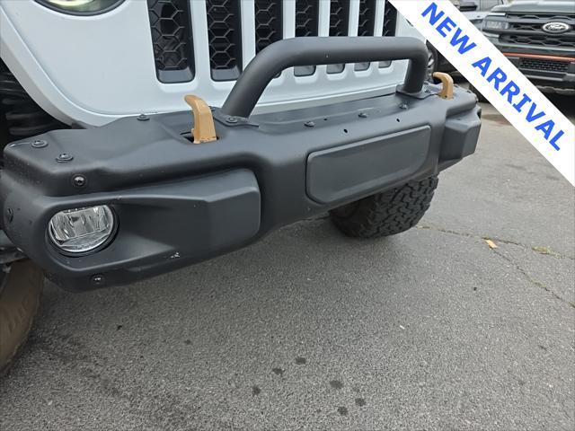 Photo of 2023 Earl Clearcoat Jeep Wrangler