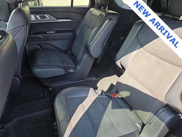 Photo of 2025 Vapor Blue Metallic Ford Explorer