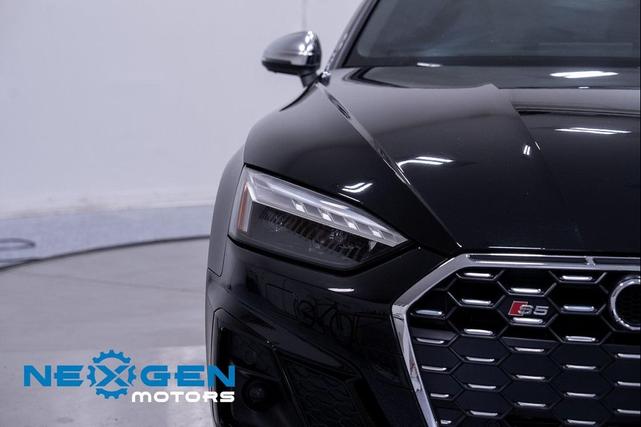 Photo of 2024 Black Metallic Audi S5