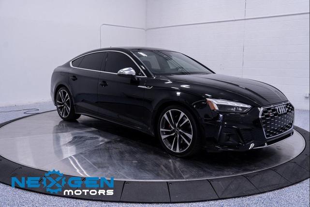 Photo of 2024 Black Metallic Audi S5