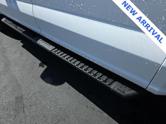 Photo of 2022 Oxford White Ford F-150