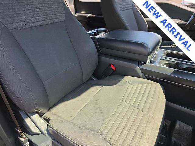 Photo of 2022 Oxford White Ford F-150