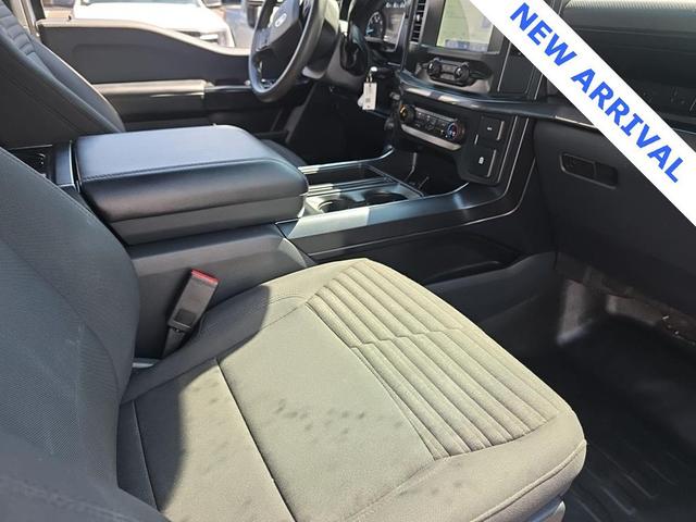 Photo of 2022 Oxford White Ford F-150