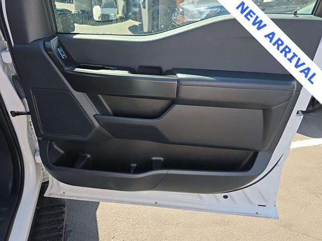 Photo of 2022 Oxford White Ford F-150