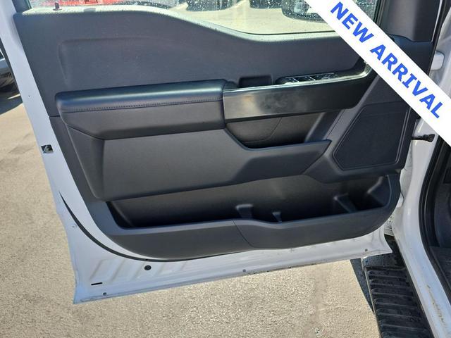 Photo of 2022 Oxford White Ford F-150