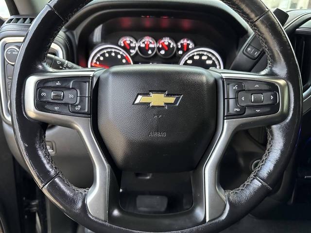 Photo of 2022 Black Chevrolet Silverado 1500