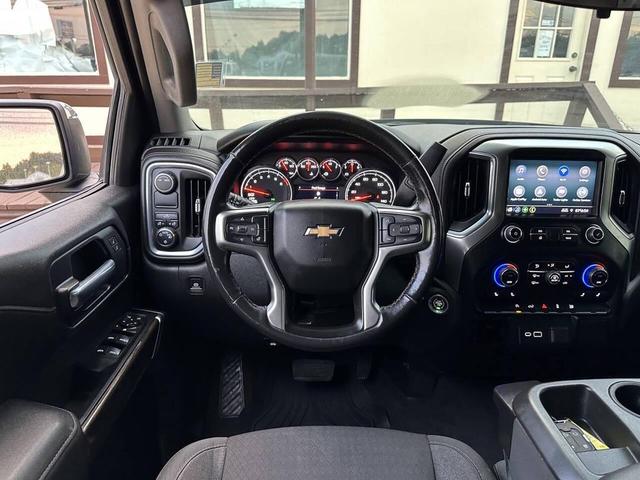 Photo of 2022 Black Chevrolet Silverado 1500
