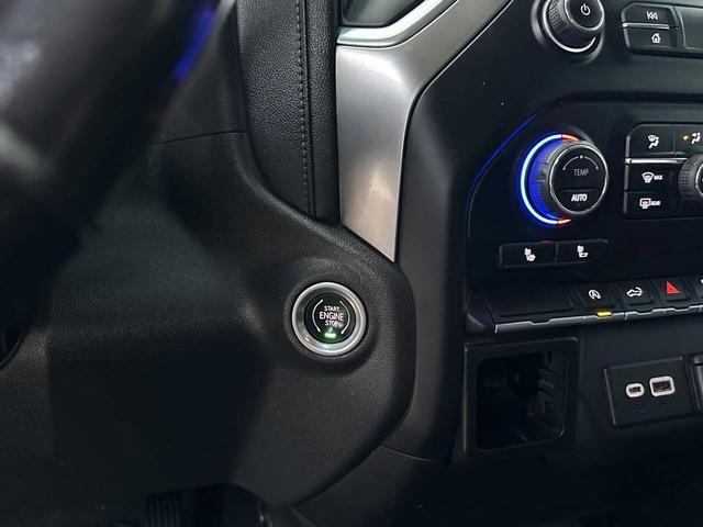 Photo of 2022 Black Chevrolet Silverado 1500