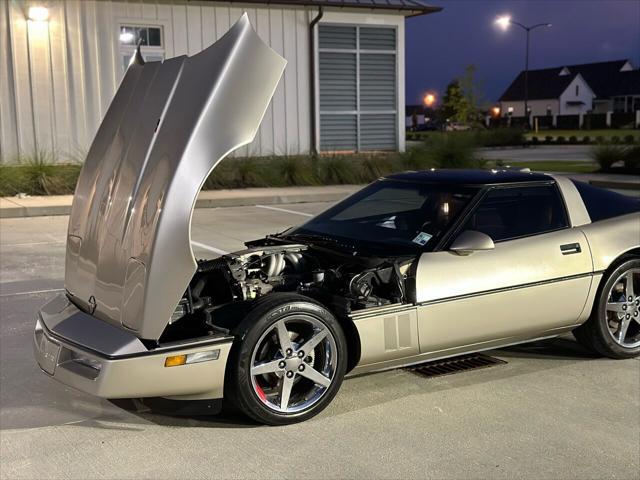 Photo of 1987 Beige Chevrolet Corvette