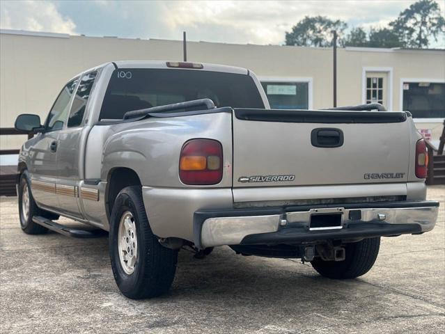 Photo of 2001 Tan Chevrolet Silverado 1500