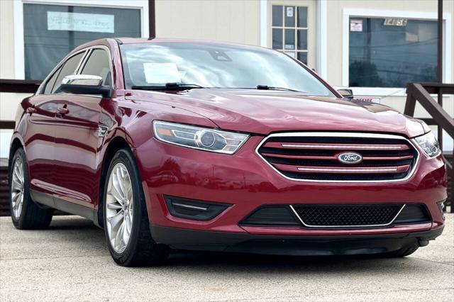 2019 Ford Taurus