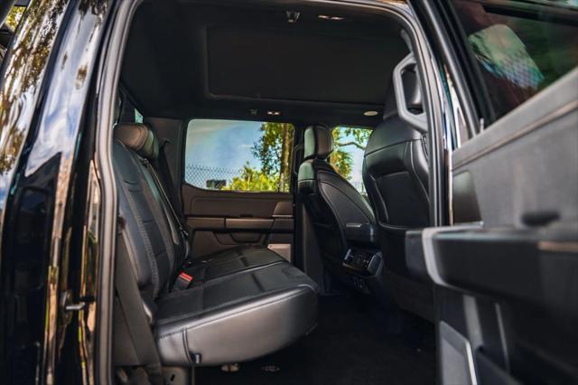 Photo of 2022 Black Ford F-150