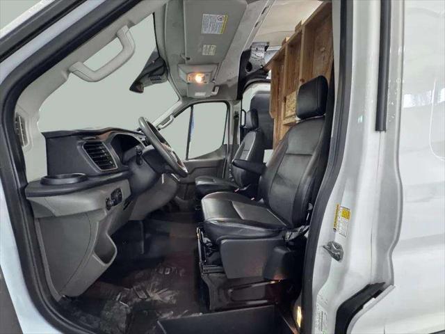 Photo of 2020 Oxford White Ford Transit-250