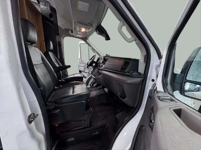 Photo of 2020 Oxford White Ford Transit-250
