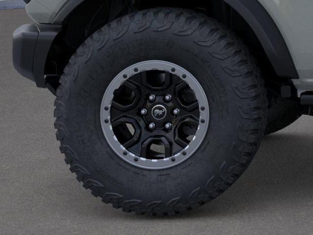 Photo of 2024 CACTUS GRAY Ford Bronco