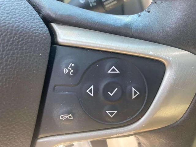 Photo of 2017 White Frost Tricoat GMC Acadia